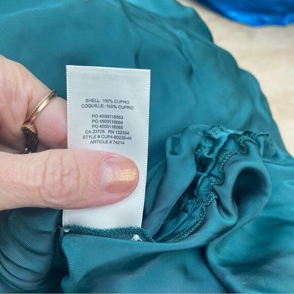 Aritzia Wilfred Satin Ruched Dress in deep green size medium NWT - Picture 8 of 14